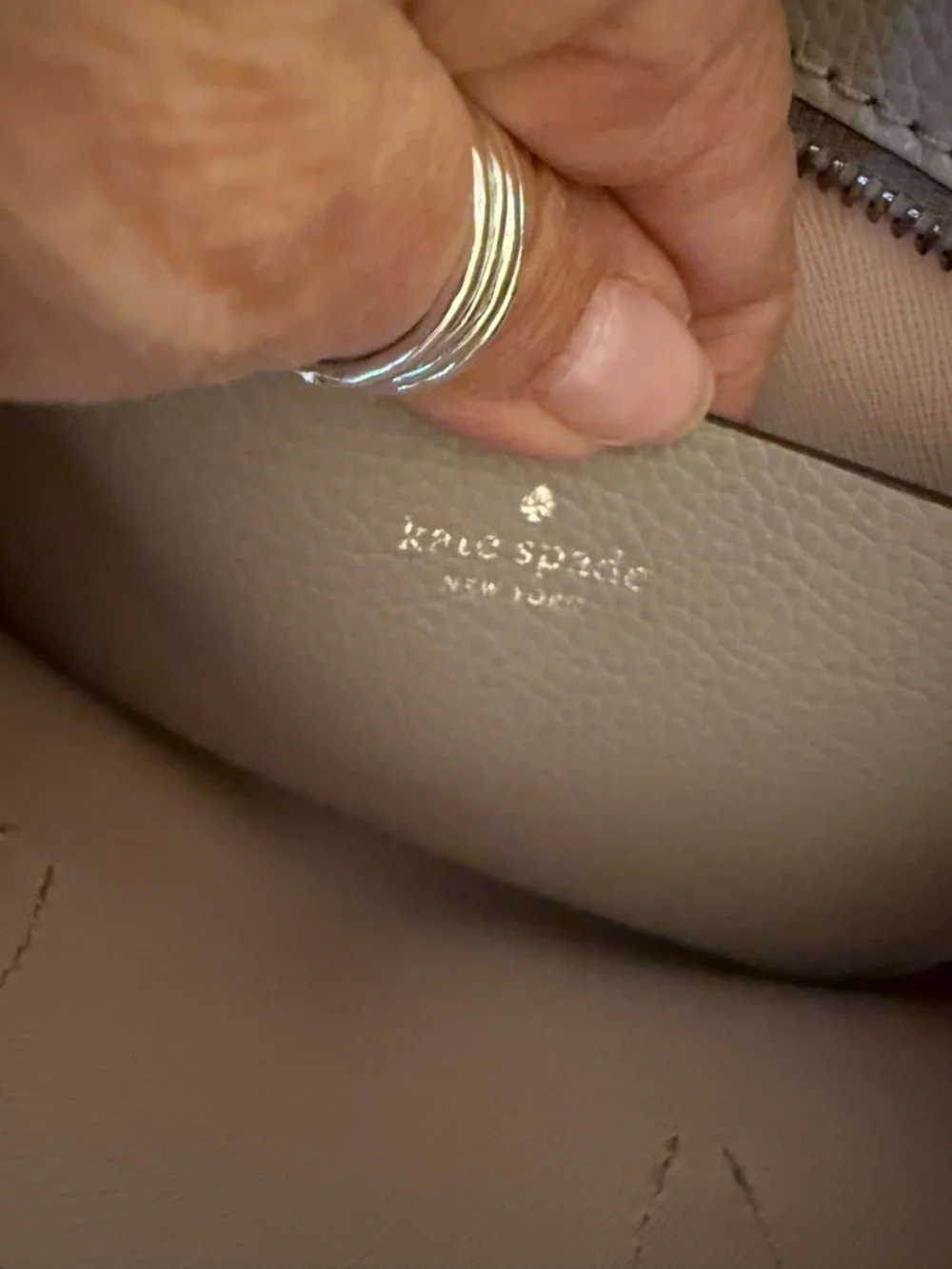 Kate Spade Eva Top Zip Satchel Soft Grey EUC - Picture 14 of 17